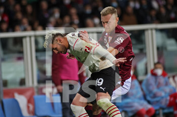 2022-04-10 - Theo Hernandez (AC Milan) vs Tommaso Pobega (Torino FC) - TORINO FC VS AC MILAN - ITALIAN SERIE A - SOCCER