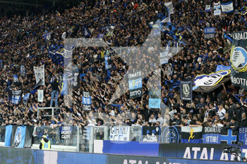 2022-04-18 - Atalanta BC supporters - ATALANTA BC VS HELLAS VERONA FC - ITALIAN SERIE A - SOCCER
