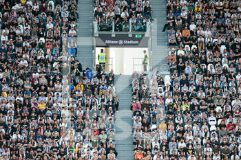 2022-04-16 - Juventus fans during the Italian Serie A football match between Juventus FC and Bologna on April 16, 2022 at Allianz Stadium in Turin, Italy - JUVENTUS FC VS BOLOGNA FC - ITALIAN SERIE A - SOCCER
