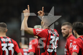 2022-04-15 - Junior Messias of AC Milan celebrates after scoring a goal during the Serie A 2021/22 football match between AC Milan and Genoa CFC at Giuseppe Meazza Stadium, Milan, Italy on April 15, 2022 - AC MILAN VS GENOA CFC - ITALIAN SERIE A - SOCCER