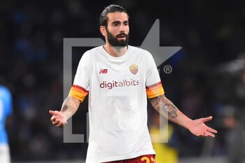 2022-04-18 - Javier Pastore (AS Roma) gesticulates during the Serie A 2021/22 match between SSC Napoli  and AS Roma at Diego Armando Maradona Stadium - SSC NAPOLI VS AS ROMA - ITALIAN SERIE A - SOCCER