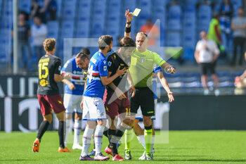 2022-04-16 - The Referee of the match Paolo Valeri to Roma 2 Yellow card for  Luca Ranieri (Salernitana) - UC SAMPDORIA VS US SALERNITANA - ITALIAN SERIE A - SOCCER