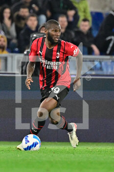 2022-04-24 - Frank Kessie (AC Milan) during the Italian Football Championship League A 2021/2022 match between SS Lazio vs AC Milan at the Olimpic Stadium in Rome on 24 April 2022. - SS LAZIO VS AC MILAN - ITALIAN SERIE A - SOCCER