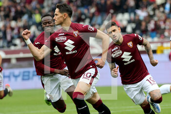 2022-04-23 - Sasa Lukic (Torino FC) celebrates after the goal - TORINO FC VS SPEZIA CALCIO - ITALIAN SERIE A - SOCCER