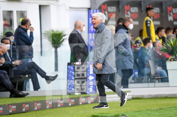 2022-04-23 - Atalanta's Head Coach Gian Piero Gasperini gestures - VENEZIA FC VS ATALANTA BC - ITALIAN SERIE A - SOCCER