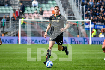 2022-04-23 - Venezia's Michael Svoboda portrait in action - VENEZIA FC VS ATALANTA BC - ITALIAN SERIE A - SOCCER