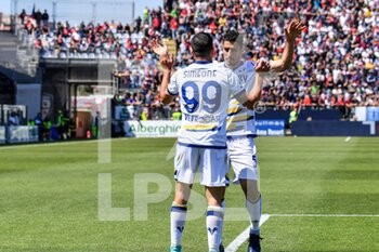 2022-04-30 - Giovanni Simeone of Hellas Verona FC - CAGLIARI CALCIO VS HELLAS VERONA FC - ITALIAN SERIE A - SOCCER