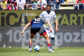 2022-04-30 - Fabio Depaoli of Hellas Verona FC - CAGLIARI CALCIO VS HELLAS VERONA FC - ITALIAN SERIE A - SOCCER