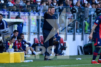 2022-04-30 - Walter Mazzarri Mister of Cagliari Calcio - CAGLIARI CALCIO VS HELLAS VERONA FC - ITALIAN SERIE A - SOCCER