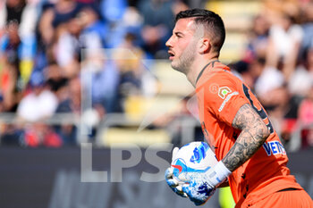 2022-04-30 - Lorenzo Montipò of Hellas Verona FC - CAGLIARI CALCIO VS HELLAS VERONA FC - ITALIAN SERIE A - SOCCER
