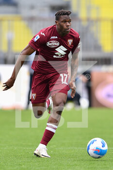 2022-05-01 - Wilfried Singo (Torino FC) - EMPOLI FC VS TORINO FC - ITALIAN SERIE A - SOCCER