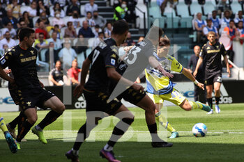 2022-05-01 - Fabio Miretti (Juventus FC) shots on goal - JUVENTUS FC VS VENEZIA FC - ITALIAN SERIE A - SOCCER