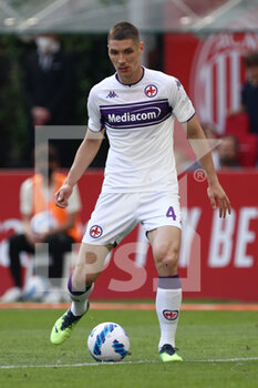 2022-05-01 - Nikola Milenkovic (ACF Fiorentina) in action - AC MILAN VS ACF FIORENTINA - ITALIAN SERIE A - SOCCER