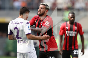 2022-05-01 - Theo Hernandez (AC Milan) and Luca Martinez Quarta (ACF Fiorentina) - AC MILAN VS ACF FIORENTINA - ITALIAN SERIE A - SOCCER