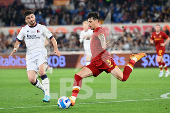2022-05-01 - Roger Ibanez (AS Roma) during the Italian Football Championship League A 2021/2022 match between AS Roma vs Bologna FC at the Olimpic Stadium in Rome  on 01 May 2022. - AS ROMA VS BOLOGNA FC - ITALIAN SERIE A - SOCCER