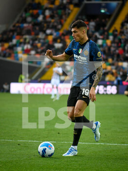 2022-05-01 - Inter's Joaquín Correa portrait in action - UDINESE CALCIO VS INTER - FC INTERNAZIONALE - ITALIAN SERIE A - SOCCER