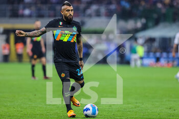 2022-05-06 - Arturo Vidal of FC Internazionale in action during the Serie A 2021/22 football match between FC Internazionale and Empoli FC at Giuseppe Meazza Stadium, Milan, Italy on May 06, 2022 - INTER - FC INTERNAZIONALE VS EMPOLI FC - ITALIAN SERIE A - SOCCER