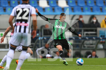 2022-05-07 - Mert Muldur of US SASSUOLO in action during the Serie A match between US Sassuolo and Udinese Calcio at Mapei Stadium-Città del Tricolore on May 7, 2022 in Reggio Emilia, Italy. - US SASSUOLO VS UDINESE CALCIO - ITALIAN SERIE A - SOCCER