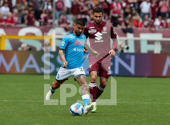 2022-05-07 - Lorenzo Insigne (Ssc Napoli) and Armando Izzo of Torino Fc during the Italian Serie A, football match between Torino FC and Ssc Napoli, on 07 of May 2022 at Grande Torino stadium in Torino, Italy Italy. Photo Nderim KACELI - TORINO FC VS SSC NAPOLI - ITALIAN SERIE A - SOCCER