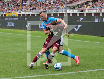 2022-05-07 - Amir Rahmani (Ssc Napoli) and Mergim Vojvoda of Torino Fc during the Italian Serie A, football match between Torino FC and Ssc Napoli, on 07 of May 2022 at Grande Torino stadium in Torino, Italy Italy. Photo Nderim KACELI - TORINO FC VS SSC NAPOLI - ITALIAN SERIE A - SOCCER