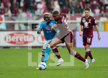 2022-05-07 - Bremer of Torino Fc and Victor Osimhen (Ssc Napoli) during the Italian Serie A, football match between Torino FC and Ssc Napoli, on 07 of May 2022 at Grande Torino stadium in Torino, Italy Italy. Photo Nderim KACELI - TORINO FC VS SSC NAPOLI - ITALIAN SERIE A - SOCCER