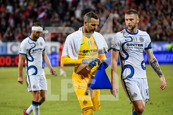 2022-05-15 - Samir Handanovic of Inter FC, Milan Skriniar of Inter FC - CAGLIARI CALCIO VS INTER - FC INTERNAZIONALE - ITALIAN SERIE A - SOCCER