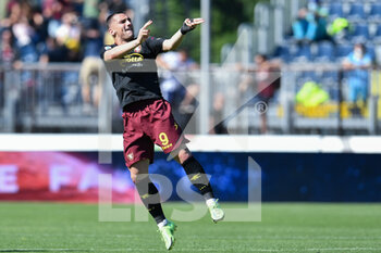2022-05-14 - Federico Bonazzoli (US Salernitana) celebrates after scoring a goal - EMPOLI FC VS US SALERNITANA - ITALIAN SERIE A - SOCCER