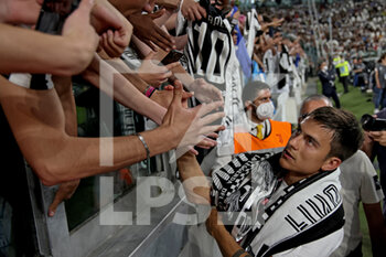 2022-05-16 - Paulo Dybala (Juventus FC) greets his fans in the last match for Juventus FC - JUVENTUS FC VS SS LAZIO - ITALIAN SERIE A - SOCCER