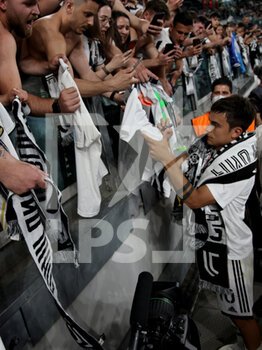 2022-05-16 - Paulo Dybala (Juventus FC) greets his fans in the last match for Juventus FC  - JUVENTUS FC VS SS LAZIO - ITALIAN SERIE A - SOCCER