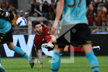 2022-05-14 - Carle Perez (AS Roma) during the Italian Football Championship League A 2021/2022 match between AS Roma vs Venezia FC at the Olimpic Stadium in Rome  on 01 May 2022. - AS ROMA VS VENEZIA FC - ITALIAN SERIE A - SOCCER