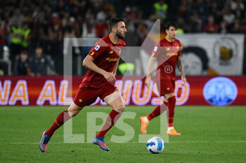 2022-05-14 - Bryan Cristante (AS Roma) during the Italian Football Championship League A 2021/2022 match between AS Roma vs Venezia FC at the Olimpic Stadium in Rome  on 01 May 2022. - AS ROMA VS VENEZIA FC - ITALIAN SERIE A - SOCCER