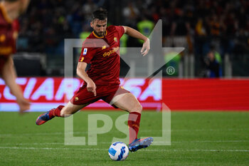 2022-05-14 - Bryan Cristante (AS Roma) during the Italian Football Championship League A 2021/2022 match between AS Roma vs Venezia FC at the Olimpic Stadium in Rome  on 01 May 2022. - AS ROMA VS VENEZIA FC - ITALIAN SERIE A - SOCCER