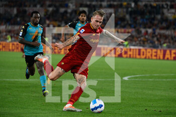 2022-05-14 - Rick Karsdorp (AS Roma) during the Italian Football Championship League A 2021/2022 match between AS Roma vs Venezia FC at the Olimpic Stadium in Rome  on 01 May 2022. - AS ROMA VS VENEZIA FC - ITALIAN SERIE A - SOCCER