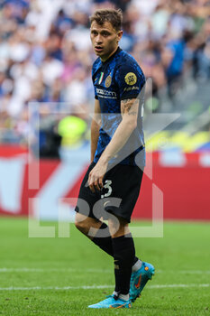 2022-05-22 - Nicolò Barella of FC Internazionale reacts during the Serie A 2021/22 football match between FC Internazionale and UC Sampdoria at Giuseppe Meazza Stadium, Milan, Italy on May 22, 2022 - INTER - FC INTERNAZIONALE VS UC SAMPDORIA - ITALIAN SERIE A - SOCCER