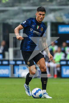 2022-05-22 - Joaquin Correa of FC Internazionale in action during the Serie A 2021/22 football match between FC Internazionale and UC Sampdoria at Giuseppe Meazza Stadium, Milan, Italy on May 22, 2022 - INTER - FC INTERNAZIONALE VS UC SAMPDORIA - ITALIAN SERIE A - SOCCER