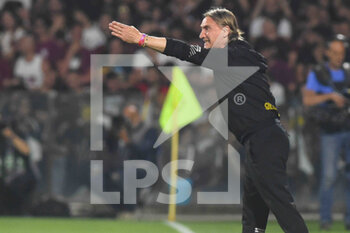 2022-05-22 - Davide Nicola Coach (US Salernitana 1919) gesticulates during the match during the Serie A 2021/22 match between US Salernitana 1919 and Udinese Calcio  Arechi  Stadium - US SALERNITANA VS UDINESE CALCIO - ITALIAN SERIE A - SOCCER
