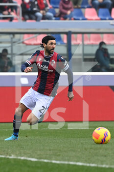 2022-02-06 - Roberto Soriano (Bologna Fc captain) in action - BOLOGNA FC VS EMPOLI FC - ITALIAN SERIE A - SOCCER