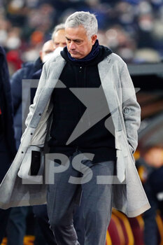 2022-01-09 - Jose' Mourinho head coach of Juventus reacts during the Italian championship Serie A football match between AS Roma and Juventus FC on January 9, 2022 at Stadio Olimpico in Rome, Italy - AS ROMA VS JUVENTUS FC - ITALIAN SERIE A - SOCCER