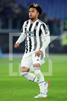 2022-01-09 - Wenston McKennie of Juventus in action during the Italian championship Serie A football match between AS Roma and Juventus FC on January 9, 2022 at Stadio Olimpico in Rome, Italy - AS ROMA VS JUVENTUS FC - ITALIAN SERIE A - SOCCER