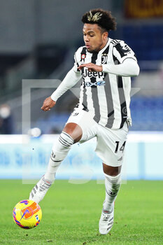 2022-01-09 - Weston McKennie of Juventus in action during the Italian championship Serie A football match between AS Roma and Juventus FC on January 9, 2022 at Stadio Olimpico in Rome, Italy - AS ROMA VS JUVENTUS FC - ITALIAN SERIE A - SOCCER