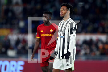 2022-01-09 - Juan Cuadrado of Juventus reacts during the Italian championship Serie A football match between AS Roma and Juventus FC on January 9, 2022 at Stadio Olimpico in Rome, Italy - AS ROMA VS JUVENTUS FC - ITALIAN SERIE A - SOCCER