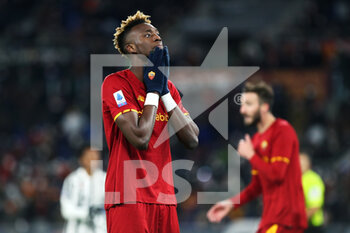 2022-01-09 - Tammy Abraham of Roma reacts during the Italian championship Serie A football match between AS Roma and Juventus FC on January 9, 2022 at Stadio Olimpico in Rome, Italy - AS ROMA VS JUVENTUS FC - ITALIAN SERIE A - SOCCER