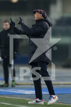 2022-01-21 - Sinisa Mihajlovic (Bologna FC) gestures - HELLAS VERONA FC VS BOLOGNA FC - ITALIAN SERIE A - SOCCER