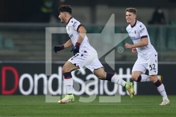 2022-01-21 - Riccardo Orsolini (Bologna FC) celebrates after scoring his side's first goal of the match - HELLAS VERONA FC VS BOLOGNA FC - ITALIAN SERIE A - SOCCER