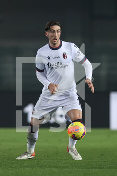2022-01-21 - Luis Thomas Binks (Bologna FC) in action - HELLAS VERONA FC VS BOLOGNA FC - ITALIAN SERIE A - SOCCER