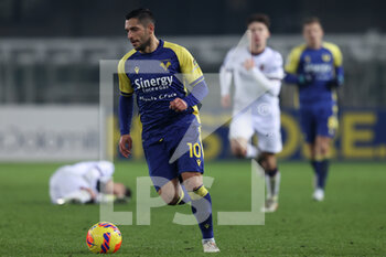2022-01-21 - Gianluca Caprari (Hellas Verona FC) in action - HELLAS VERONA FC VS BOLOGNA FC - ITALIAN SERIE A - SOCCER