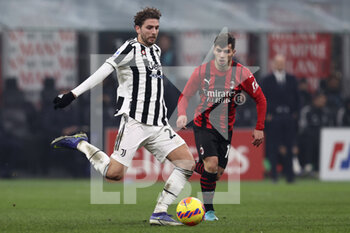2022-01-23 - Manuel Locatelli (Juventus FC) in action - AC MILAN VS JUVENTUS FC - ITALIAN SERIE A - SOCCER