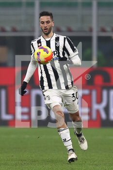 2022-01-23 - Rodrigo Bentancur (Juventus FC) in action - AC MILAN VS JUVENTUS FC - ITALIAN SERIE A - SOCCER