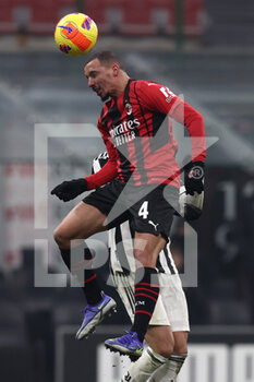 2022-01-23 - Ismael Bennacer (AC Milan) header - AC MILAN VS JUVENTUS FC - ITALIAN SERIE A - SOCCER