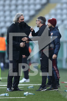 2022-01-23 - Ivan Juric (Torino FC) reacts with his staff - TORINO FC VS US SASSUOLO - ITALIAN SERIE A - SOCCER